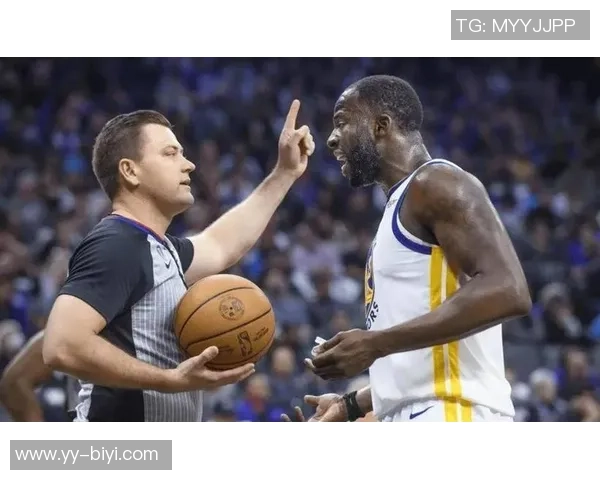 左肩受伤将缺席比赛里弗斯确认AJ格林随队前往底特律进行检查