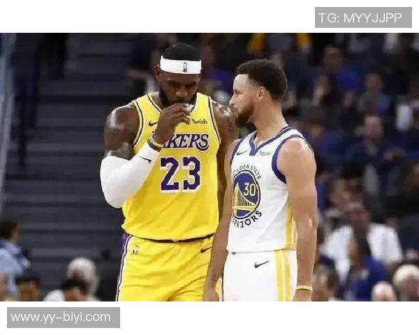 韦德盛赞老詹心态如乔丹科比库里仍是争冠球队的重要武器 韦德盛赞老詹心态如乔丹科比库里仍是争冠球队的重要武器